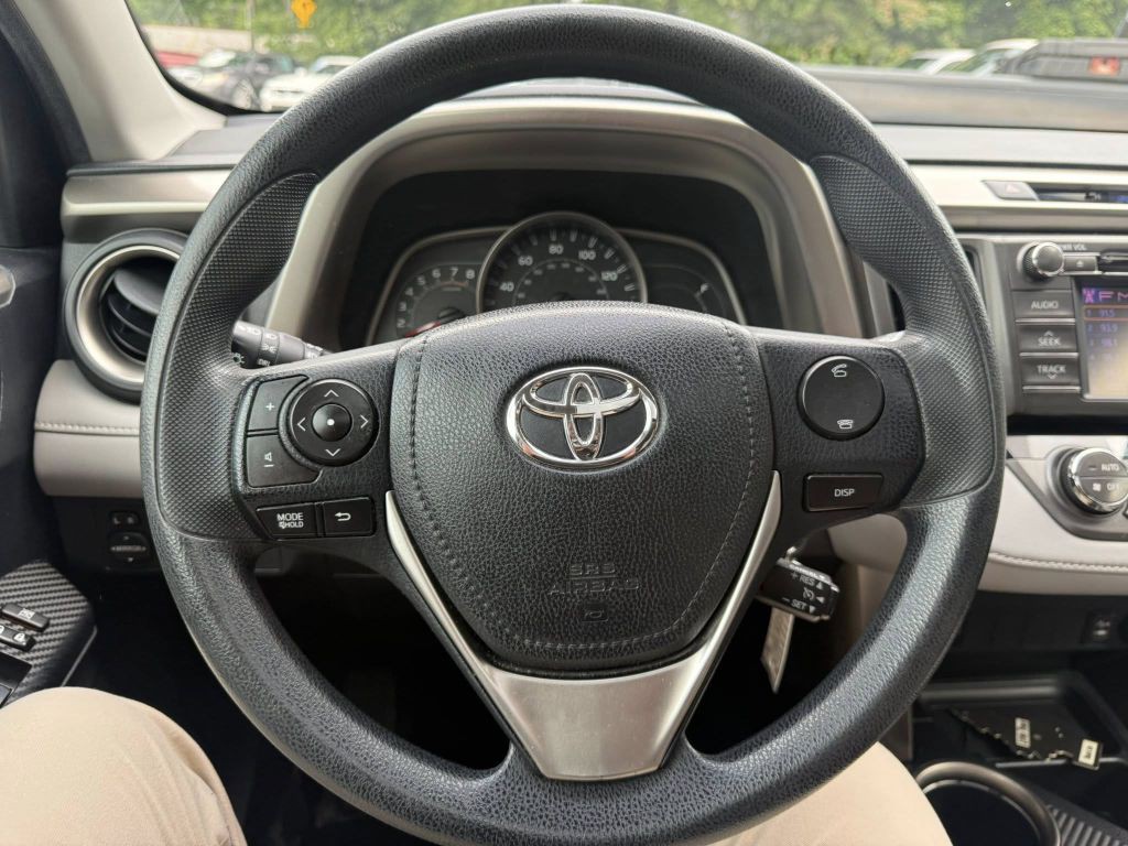 2013 Toyota Rav4 Image 11