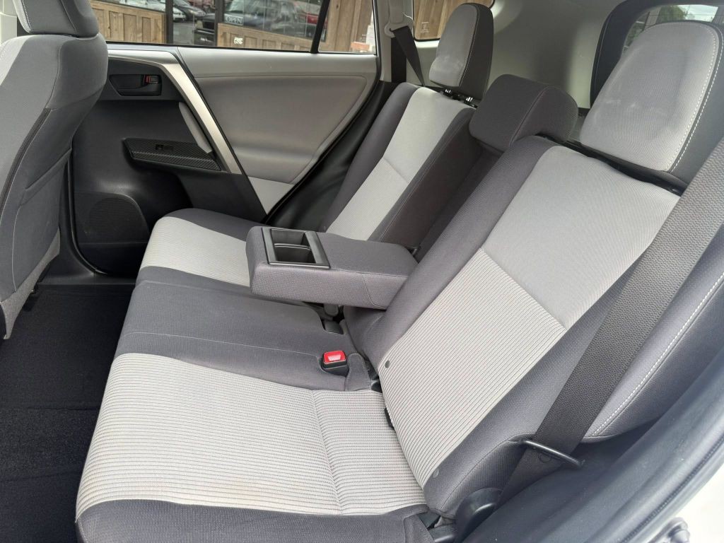 2013 Toyota Rav4 Image 26