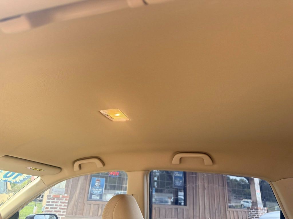 2010 Honda CR-V Image 18