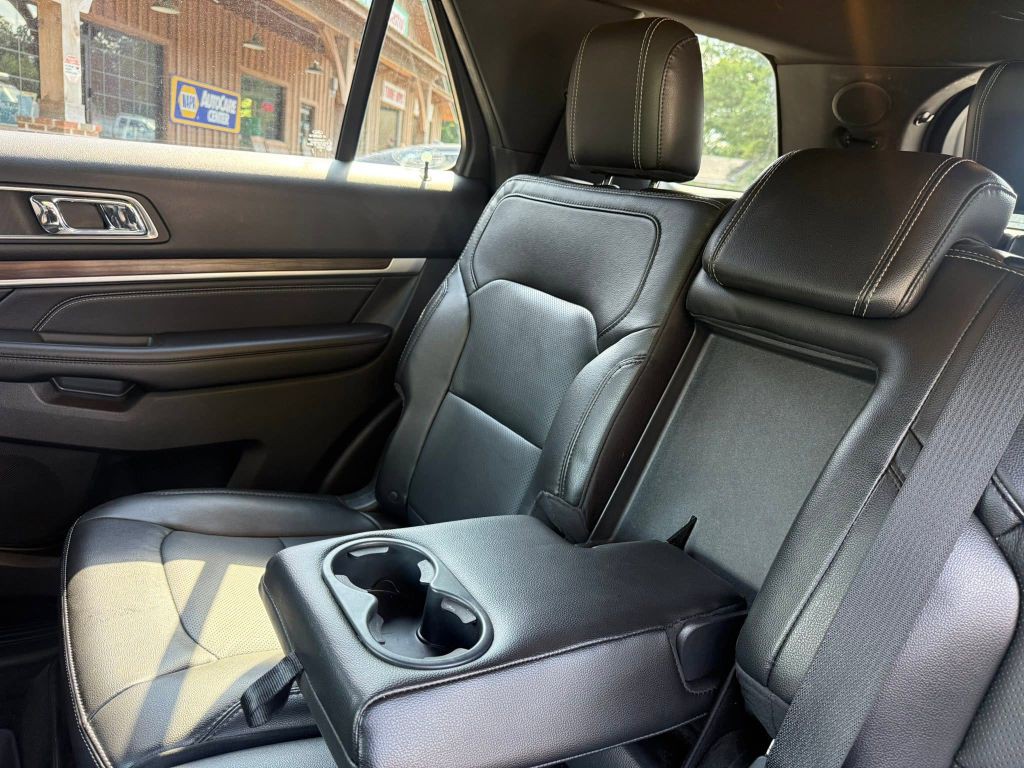 2018 Ford Explorer Image 27