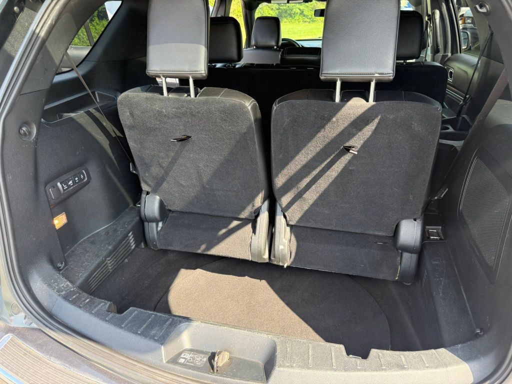 2018 Ford Explorer Image 33