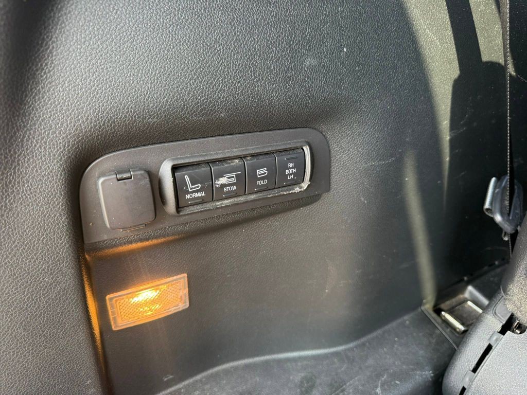 2018 Ford Explorer Image 34