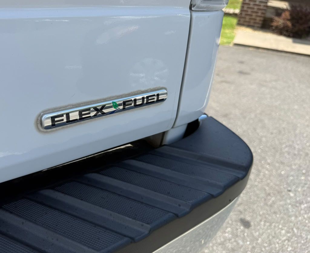 2014 Ford F-150 Image 9