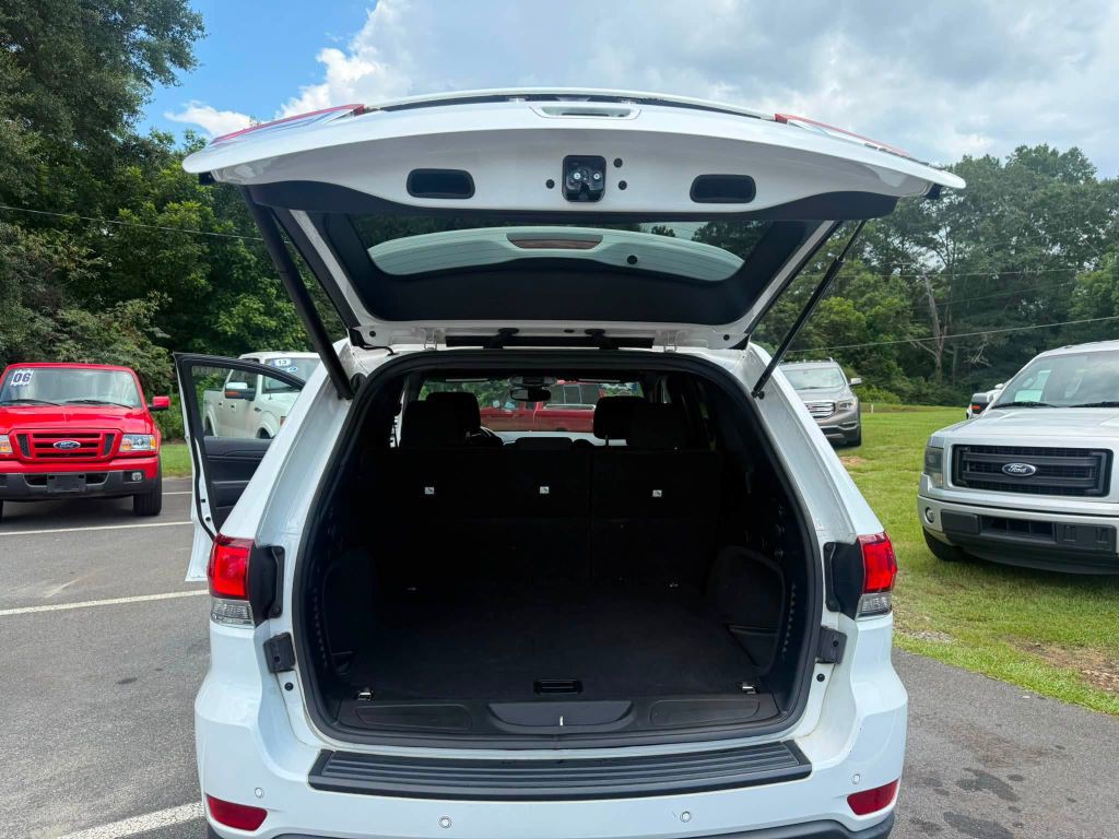 2020 Jeep Grand Cherokee Image 13