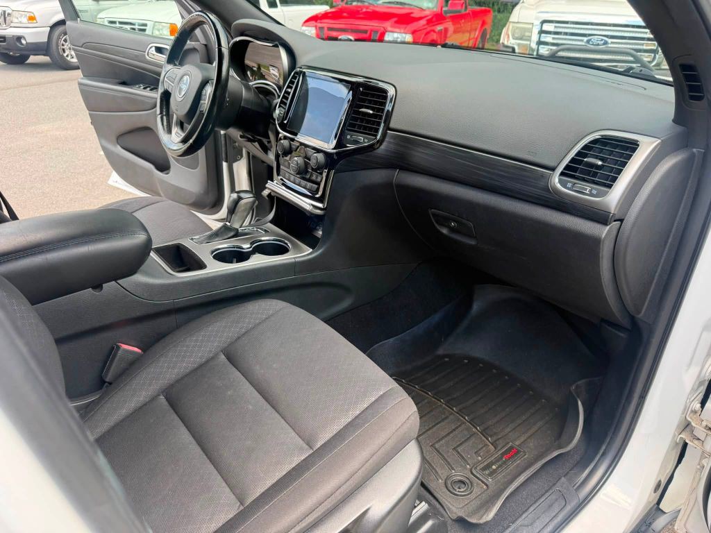 2020 Jeep Grand Cherokee Image 20