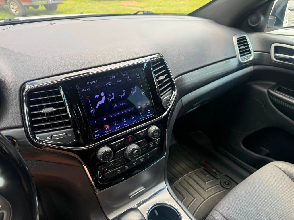 2020 Jeep Grand Cherokee Image 24