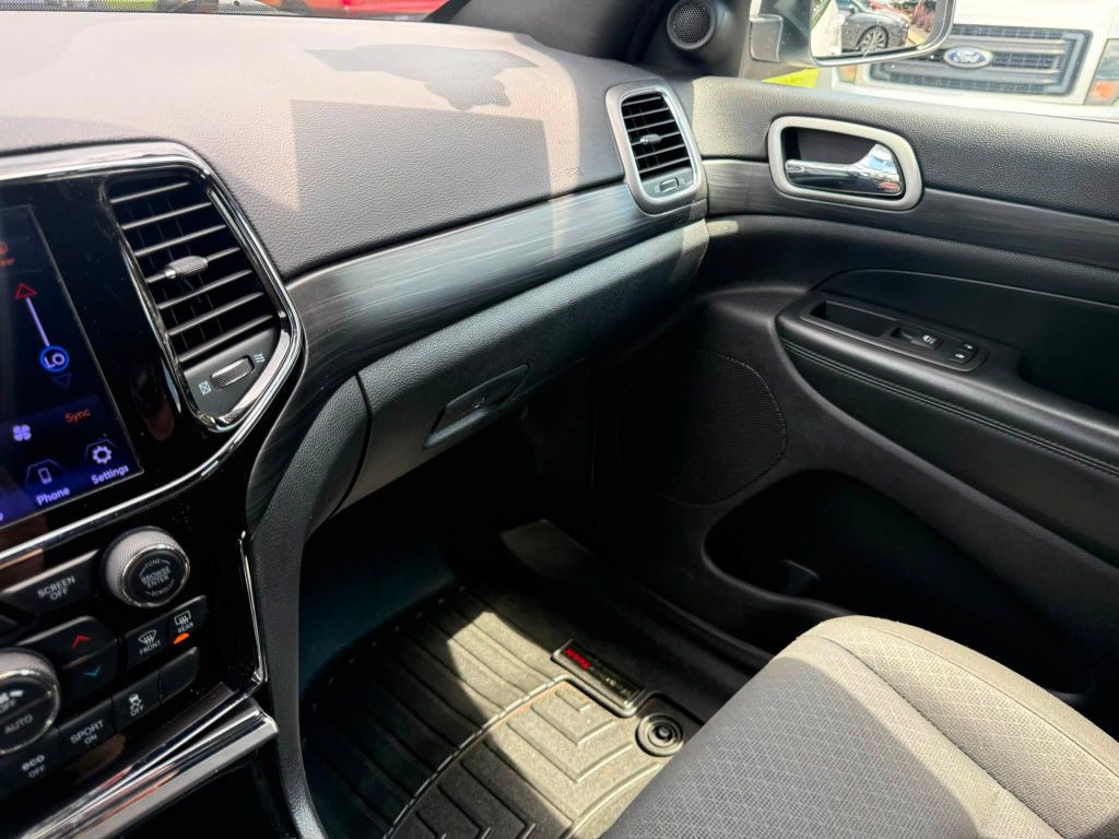 2020 Jeep Grand Cherokee Image 30