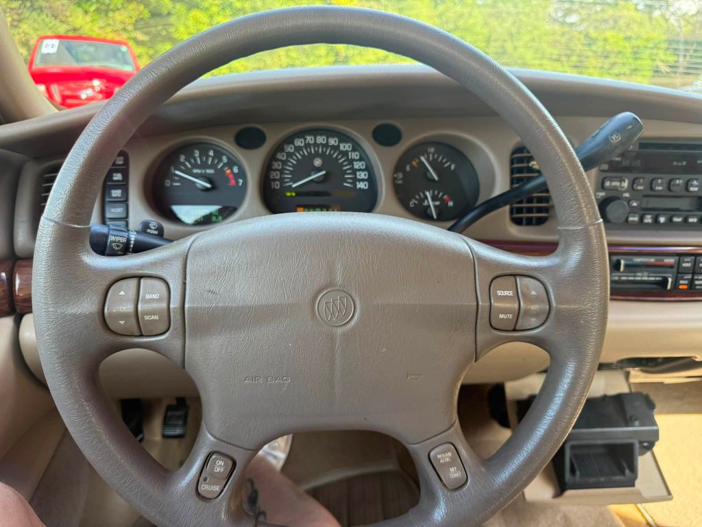 2004 Buick LeSabre Image 11