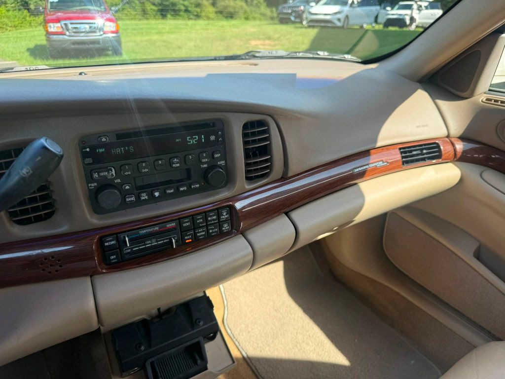 2004 Buick LeSabre Image 13