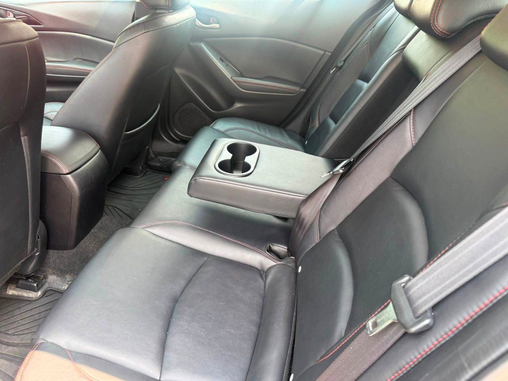 2015 Mazda Mazda3 Image 16