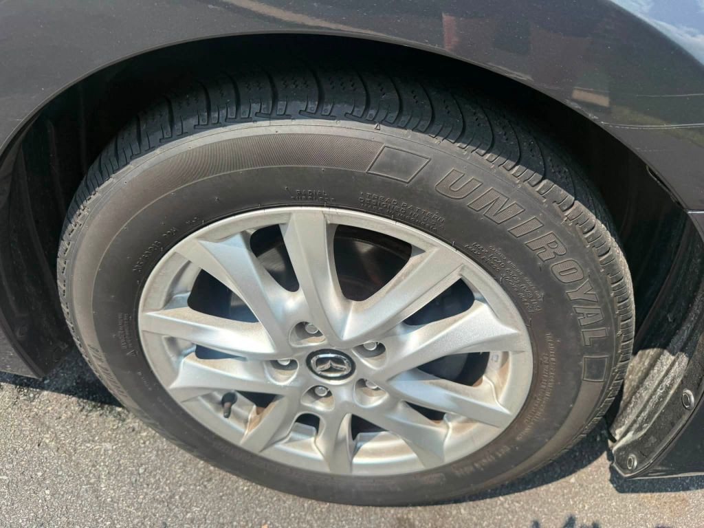 2015 Mazda Mazda3 Image 37