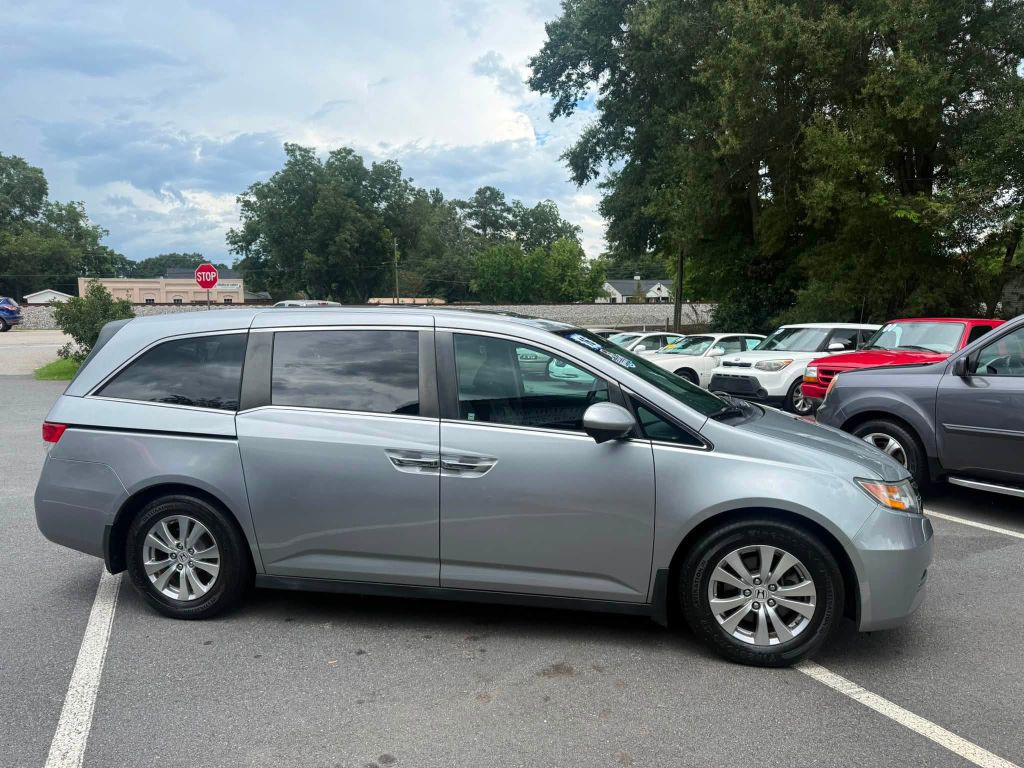 2016 Honda Odyssey Image 6