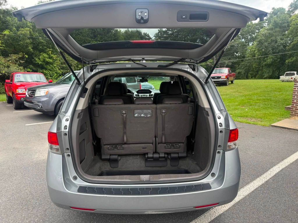 2016 Honda Odyssey Image 10