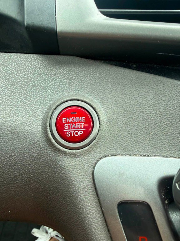 2016 Honda Odyssey Image 18