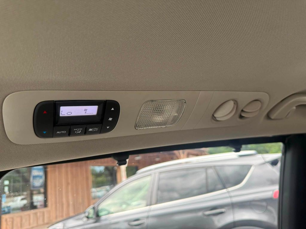 2016 Honda Odyssey Image 19