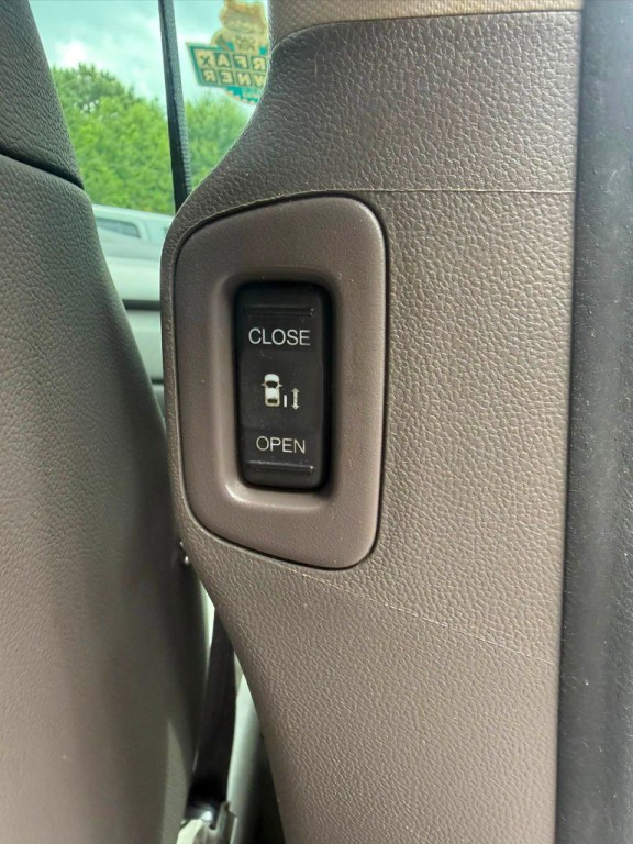 2016 Honda Odyssey Image 27