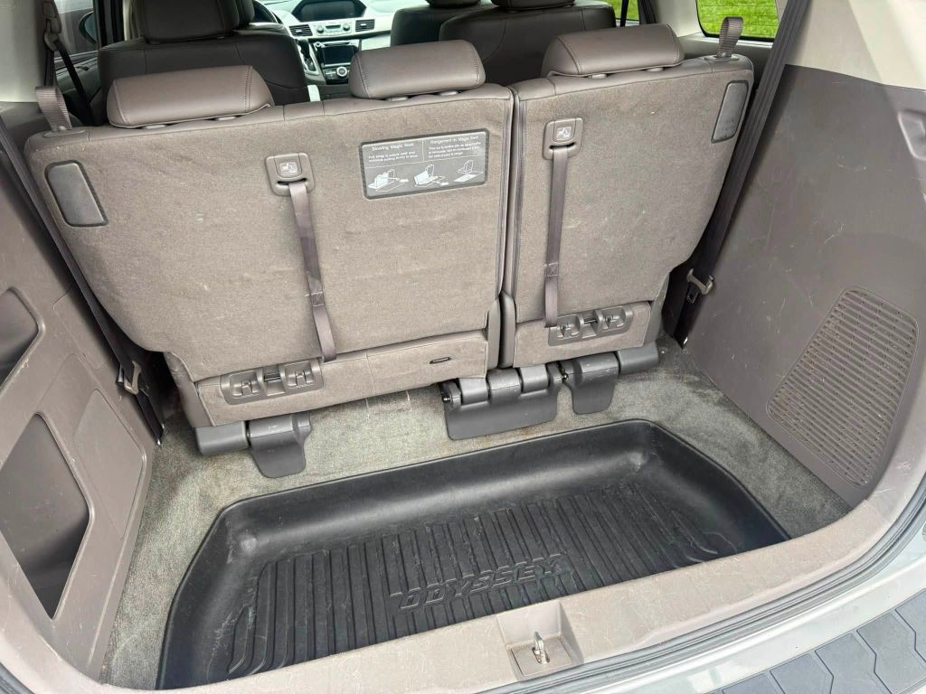 2016 Honda Odyssey Image 28