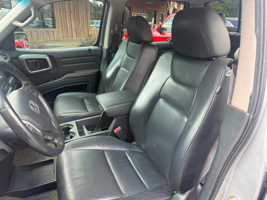 2011 Honda Ridgeline Image 16