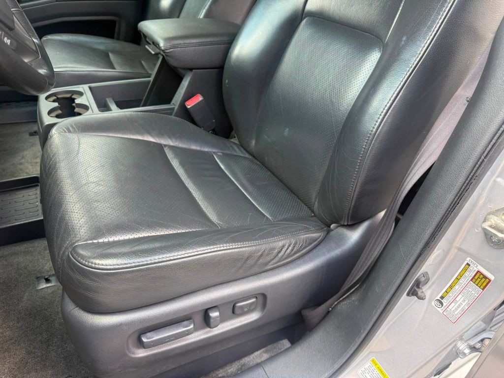 2011 Honda Ridgeline Image 17