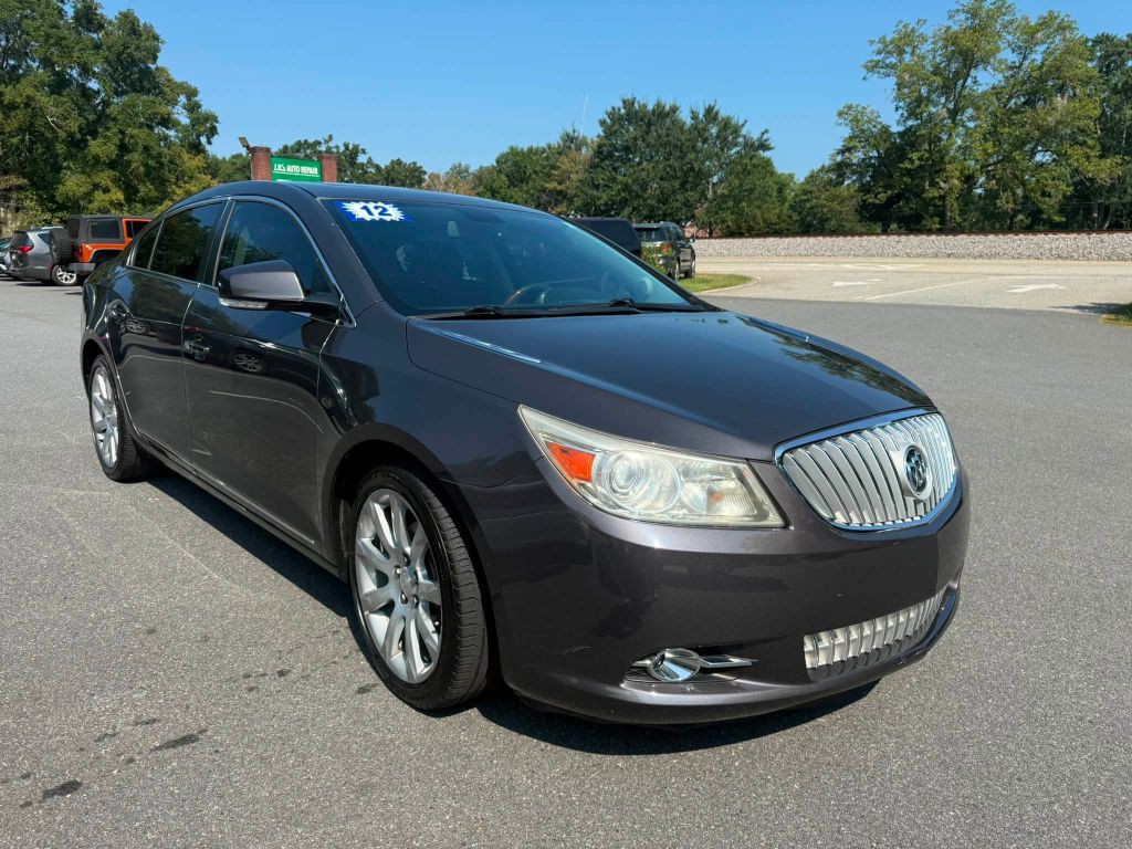 2012 Buick Lacrosse Image 4