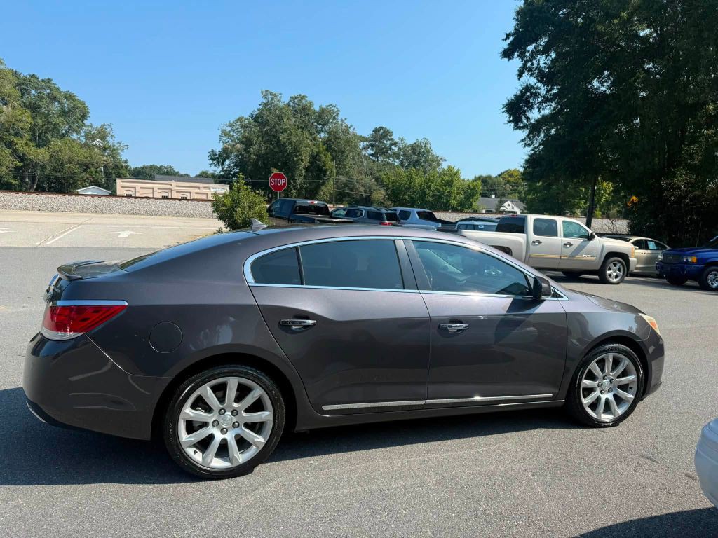 2012 Buick Lacrosse Image 5
