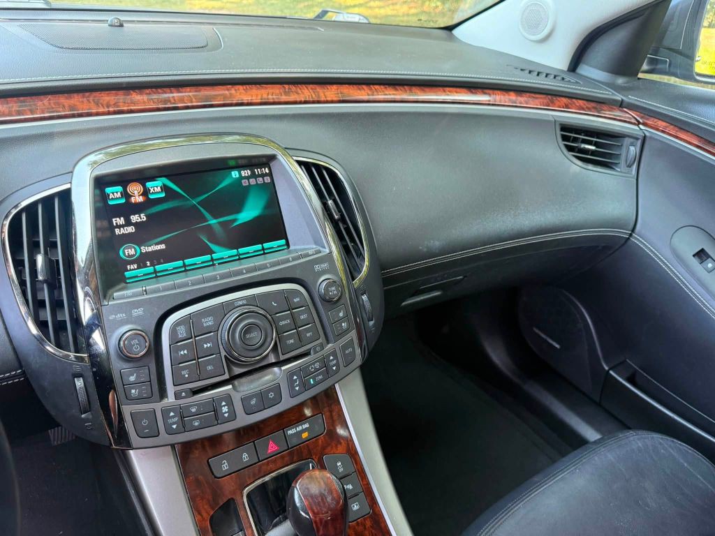 2012 Buick Lacrosse Image 24