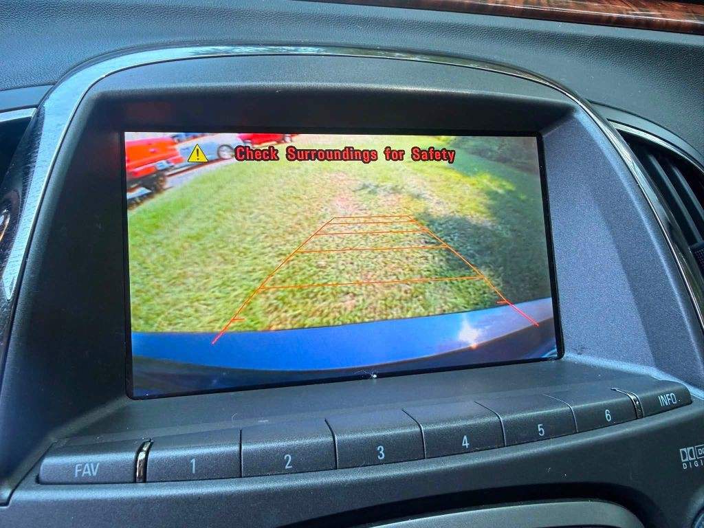2012 Buick Lacrosse Image 26