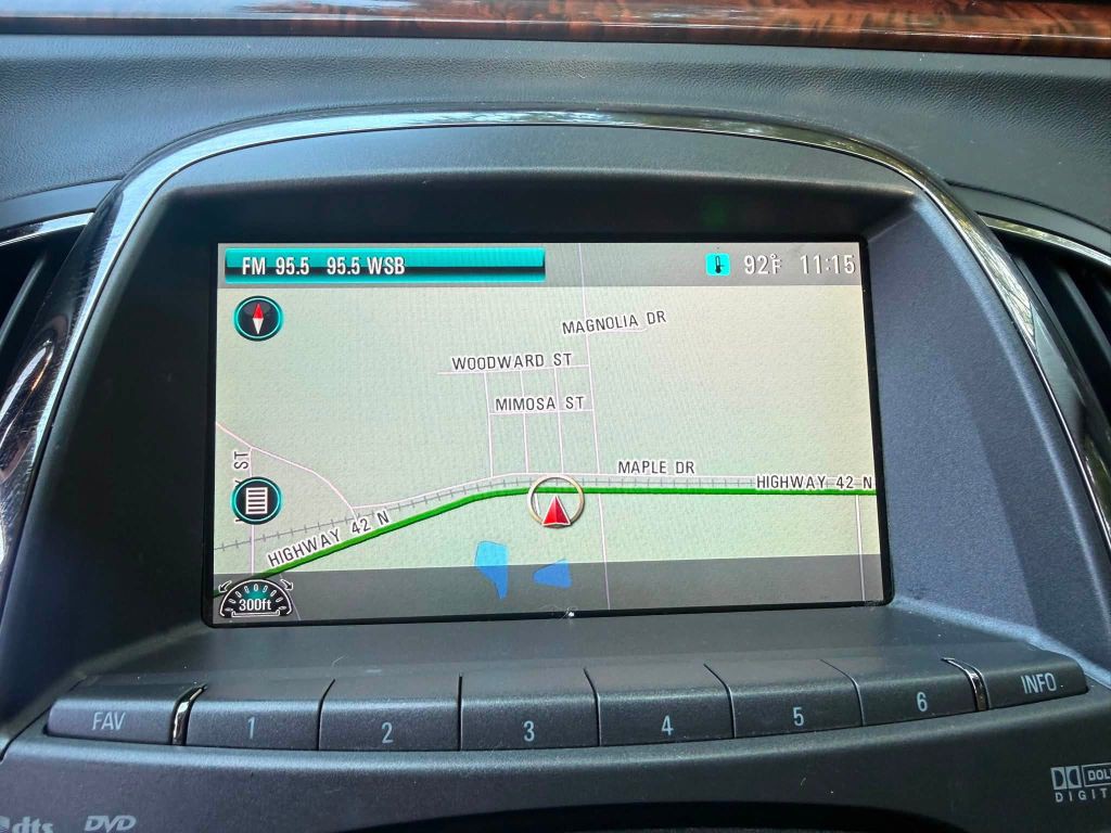 2012 Buick Lacrosse Image 27