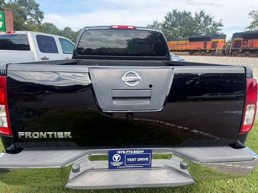 2010 Nissan Frontier Image 8