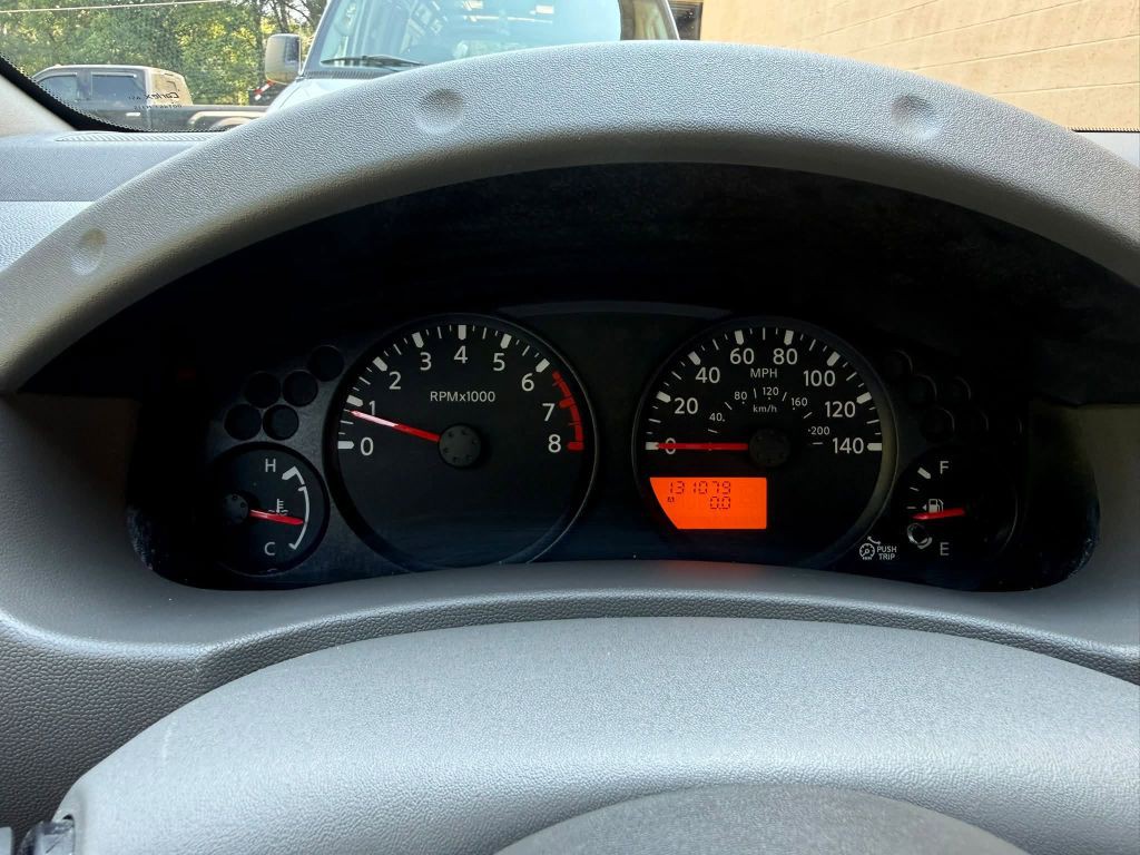2010 Nissan Frontier Image 16