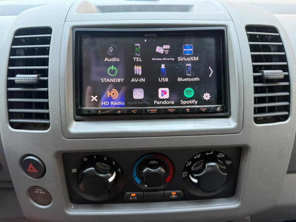 2010 Nissan Frontier Image 18