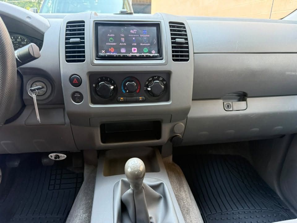 2010 Nissan Frontier Image 20