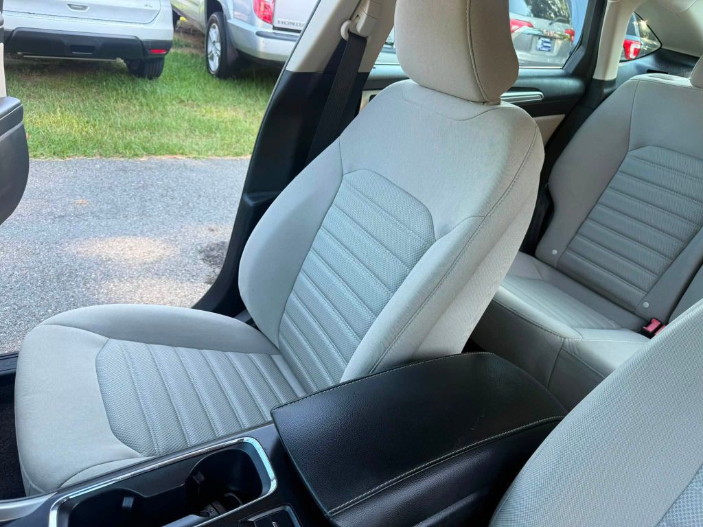 2018 Ford Fusion Image 14