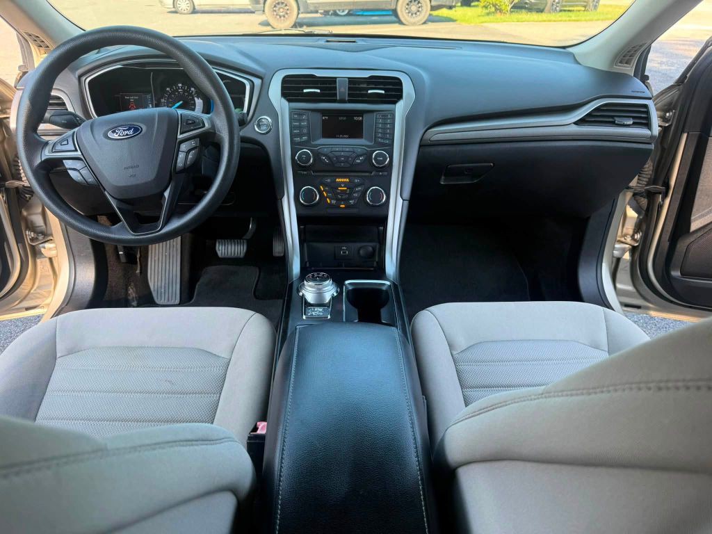 2018 Ford Fusion Image 18