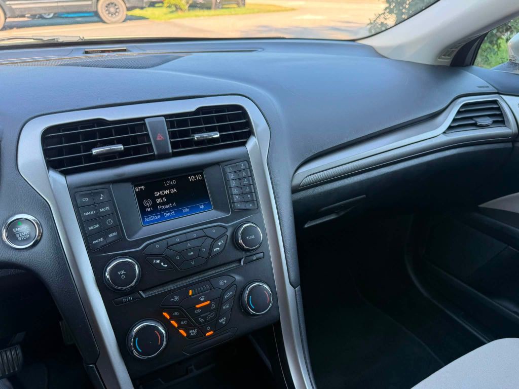 2018 Ford Fusion Image 21