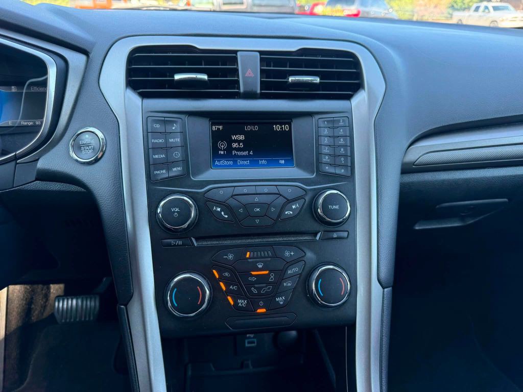 2018 Ford Fusion Image 22
