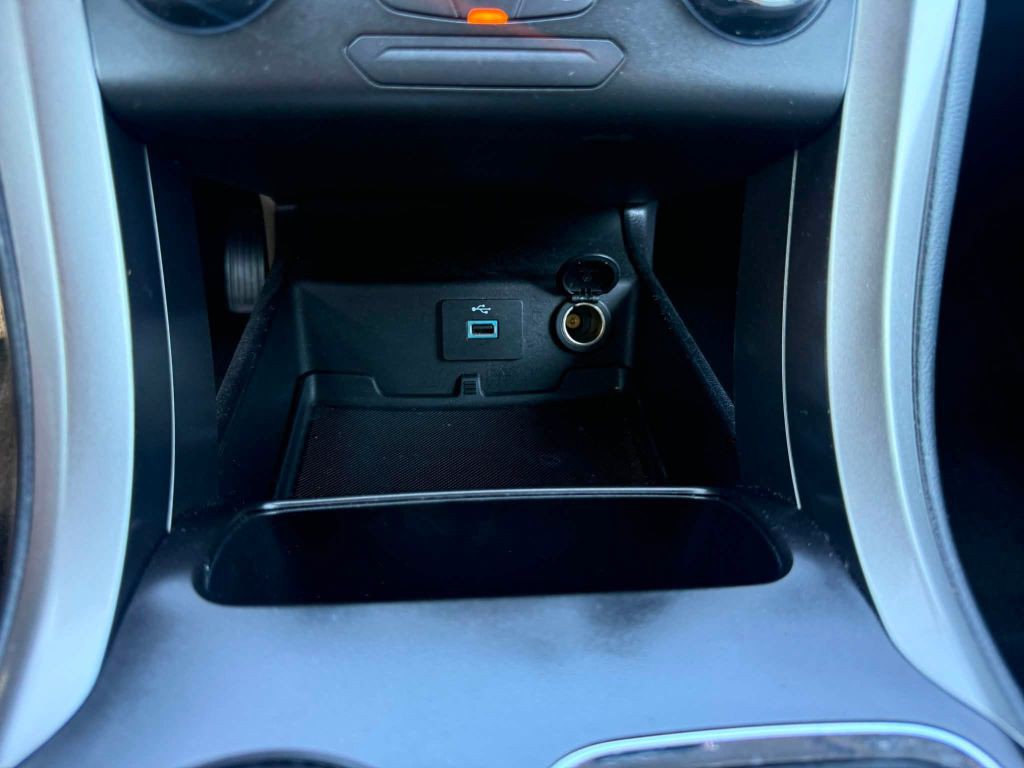 2018 Ford Fusion Image 25