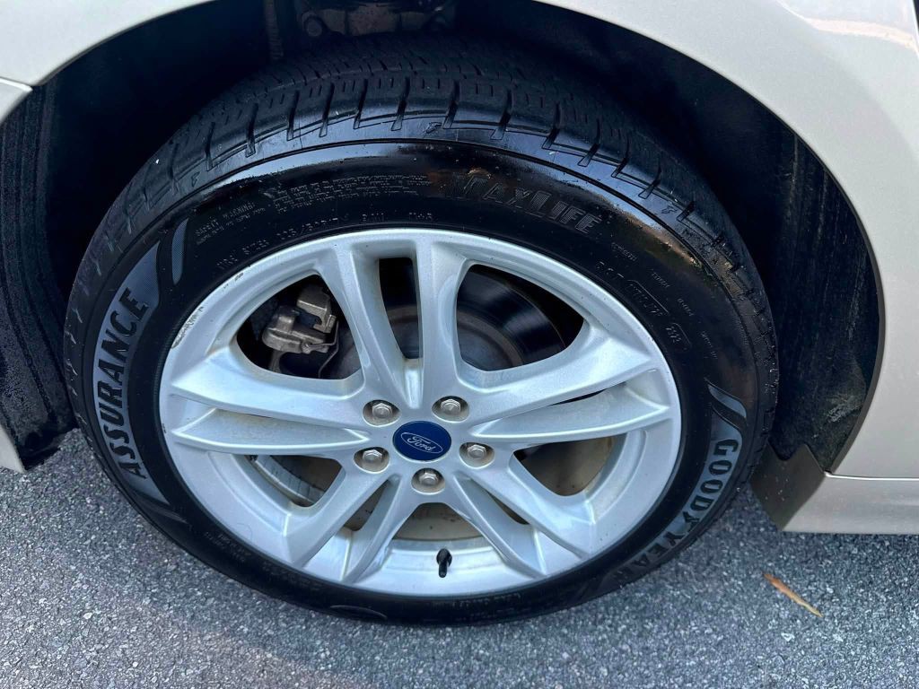 2018 Ford Fusion Image 35