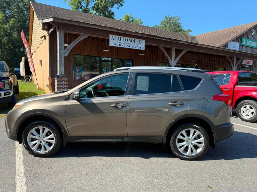 2015 Toyota Rav4 Image 1