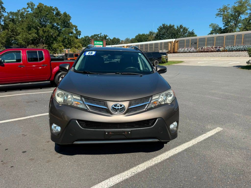2015 Toyota Rav4 Image 2