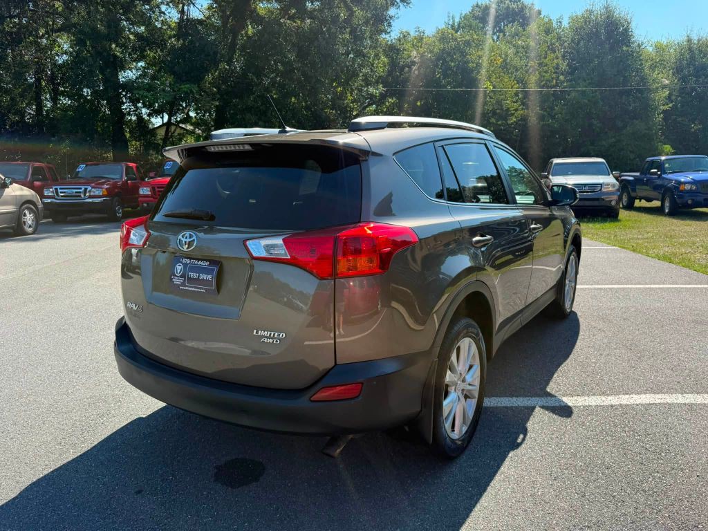 2015 Toyota Rav4 Image 5