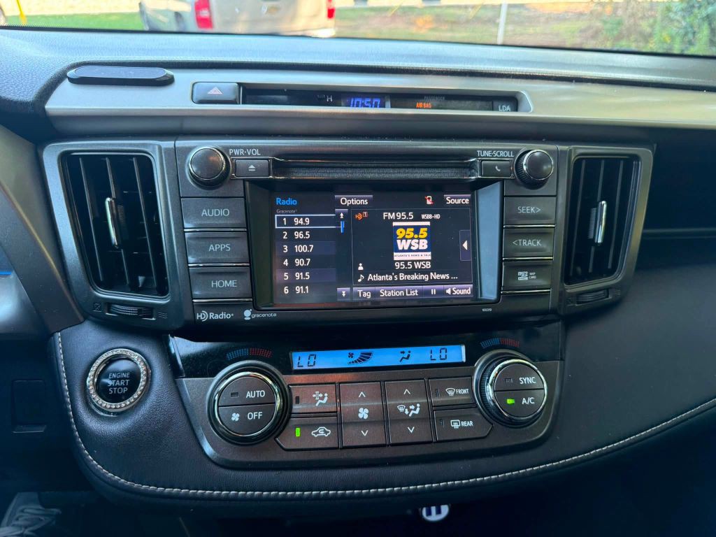 2015 Toyota Rav4 Image 18