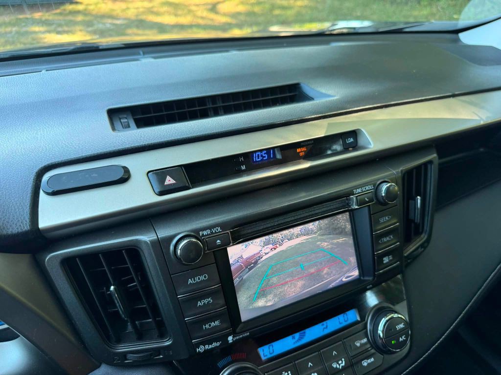2015 Toyota Rav4 Image 20