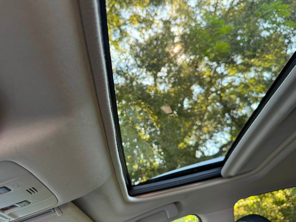 2015 Toyota Rav4 Image 33