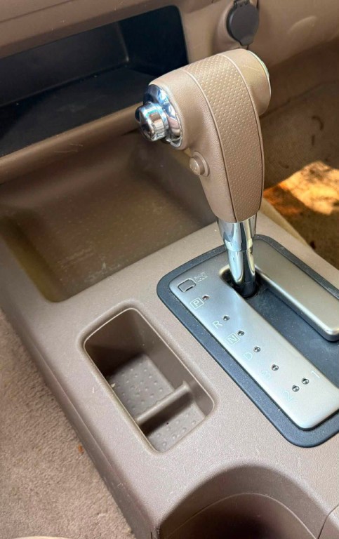 2006 Nissan Frontier Image 27