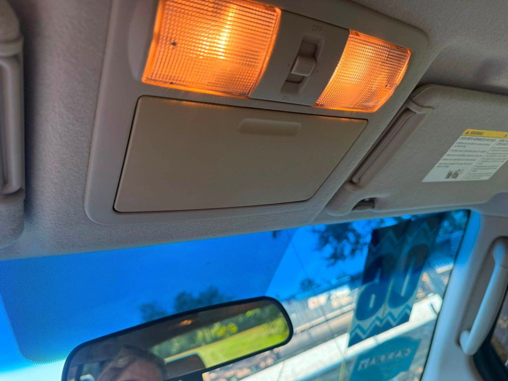 2006 Nissan Frontier Image 28