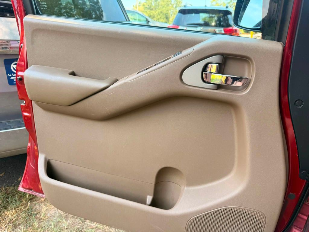 2006 Nissan Frontier Image 29