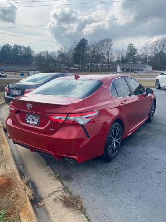 2019 Toyota Camry Image 4