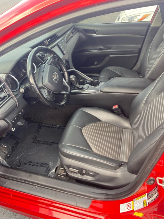 2019 Toyota Camry Image 7