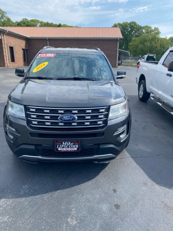 2016 Ford Explorer Image 2